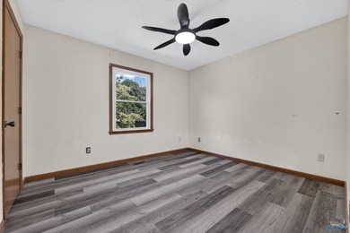 Welcome to 261 Glenview Dr in beautiful Estill Springs, TN! This - photo 21
