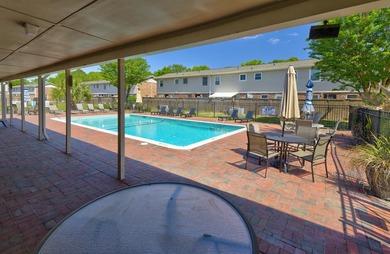 Seller Motivated. New Price. Freshly painted 3BR/1.5BA 2-story W - photo 29