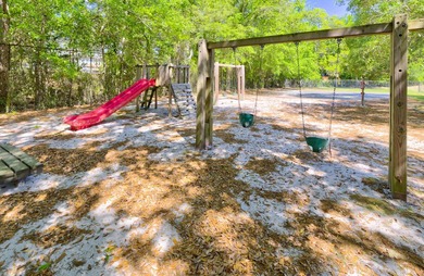 Seller Motivated. New Price. Freshly painted 3BR/1.5BA 2-story W - photo 31
