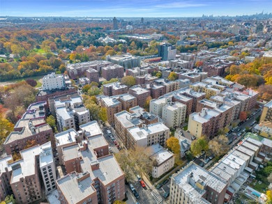 Introducing a commuter's dream! Nestled in the heart of the