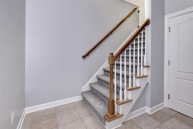 Versatile, Spacious, Move-In Ready - With NO HOA in the heart of - photo 35