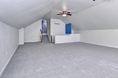 Versatile, Spacious, Move-In Ready - With NO HOA in the heart of - photo 37