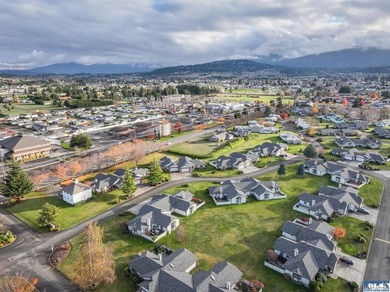 Beautiful home on a desirable corner lot in Sequim's - photo 40
