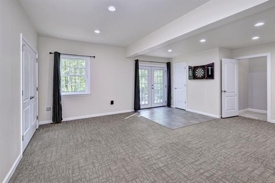 Versatile, Spacious, Move-In Ready - With NO HOA in the heart of - photo 42