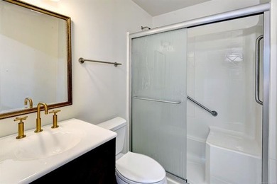 Versatile, Spacious, Move-In Ready - With NO HOA in the heart of - photo 44