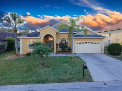 (private lake, pond, creek) Home For Sale in Davenport Florida