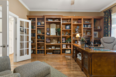 Private lake property with island, pool, & observatory - photo 11