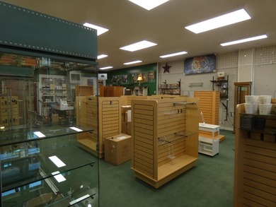 Prime Downtown Prineville Location - Retail or Office - photo 8