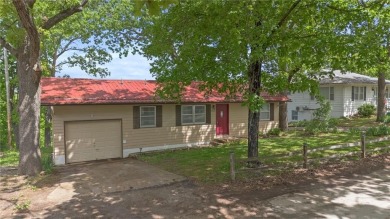 Lake Home For Sale in Warsaw, Missouri