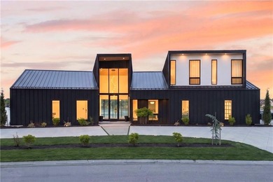 Experience the pinnacle of lakeside luxury at 16 Seminole Circle - photo 1
