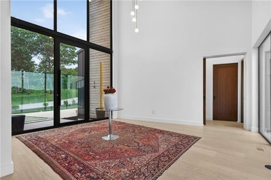 Experience the pinnacle of lakeside luxury at 16 Seminole Circle - photo 6