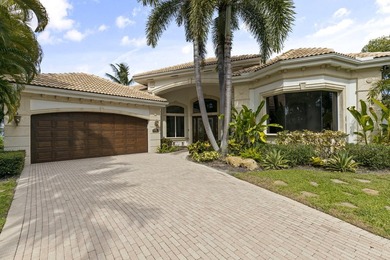 Exceptional waterfront property in a gated Palm Beach Gardens - photo 3