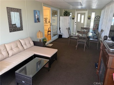 Beautiful Pond-View Home just feet away from the golf course!! - photo 43