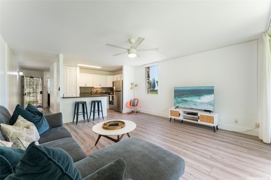 Rare opportunity to own a legal nightly vacation rental on - photo 2