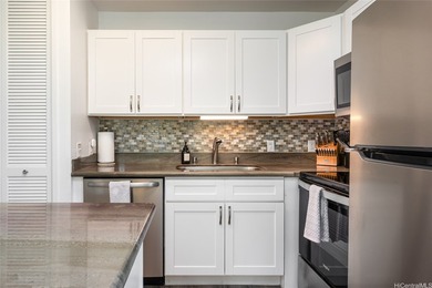 Rare opportunity to own a legal nightly vacation rental on - photo 8