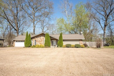 Lake Home For Sale in Pangburn, Arkansas
