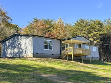 Douglas Lake Home For Sale in Dandridge Tennessee