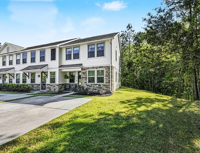 Luxury meets affordability! This stunning townhome is turn key - photo 3