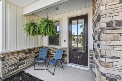 Luxury meets affordability! This stunning townhome is turn key - photo 6