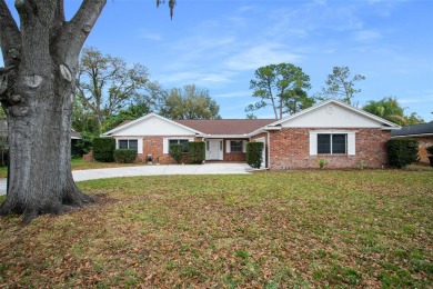Lake Conway Home Sale Pending in Belle Isle Florida