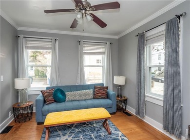 Incredible downtown location! Steps away from downtown Newport - photo 9