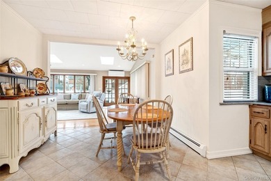 COUNTRY CLUB PROPER - Meticulously maintained detached Colonial - photo 14