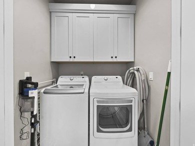 BUILT & Ready to occupy! Experience year-round mountain living - photo 16