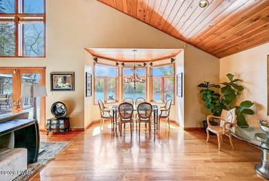 Splendor on the lake! A beautiful manicured, level lot on a - photo 17
