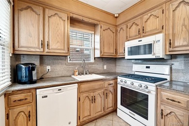 COUNTRY CLUB PROPER - Meticulously maintained detached Colonial - photo 18