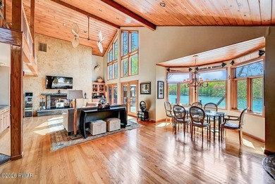 Splendor on the lake! A beautiful manicured, level lot on a - photo 19