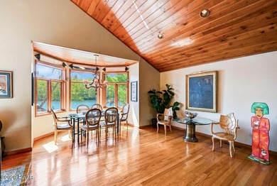 Splendor on the lake! A beautiful manicured, level lot on a - photo 20
