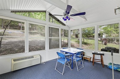Lake Life Done Right - 5BR | 3.5BA on Nolin Lake If you've been - photo 23