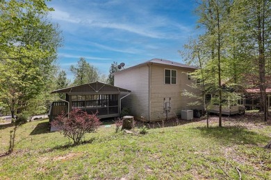 Lake Life Done Right - 5BR | 3.5BA on Nolin Lake If you've been - photo 28