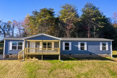 Douglas Lake Home For Sale in Dandridge Tennessee