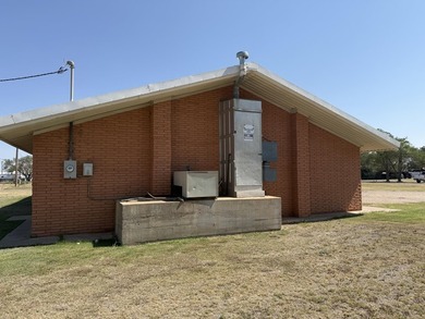 This nice 2800 sf church building is ready for whatever use you - photo 3