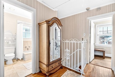 COUNTRY CLUB PROPER - Meticulously maintained detached Colonial - photo 39