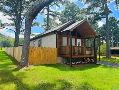 Lake Guntersville Home For Sale in Langston Alabama