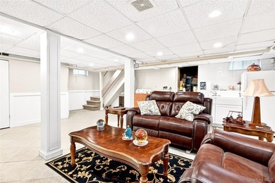 COUNTRY CLUB PROPER - Meticulously maintained detached Colonial - photo 43