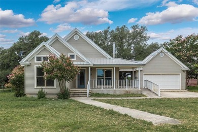 (private lake, pond, creek) Home Active Under Contract in Zephyr Texas