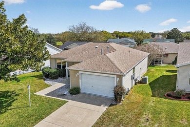 This is a 2 bedroom 2 bath home located in a very convenient - photo 8