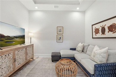 Designer-appointed residence where timeless architecture meets - photo 12