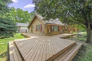 Looking for a cozy log cabin? Or an opportunity to live in - photo 3