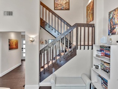 As seen on TV! Soaring wood vaulted ceilings, fully remodeled - photo 15