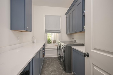 Price Improved! Capitalize on this newly priced opportunity to - photo 23