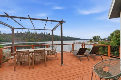 Beautiful FULLY FURNISHED Park Model right on Williams Lake! - photo 23