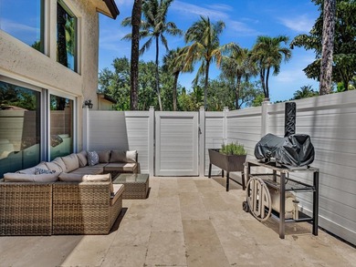 As seen on TV! Soaring wood vaulted ceilings, fully remodeled - photo 25