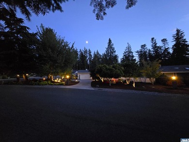 A perfect blend of space and community, this well maintained - photo 39