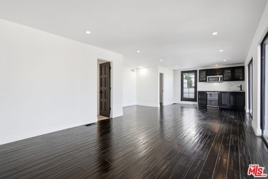 Perched atop the prestigious Hollywood Hills above Sunset Plaza - photo 41