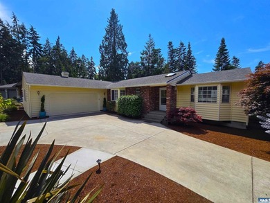 A perfect blend of space and community, this well maintained - photo 43