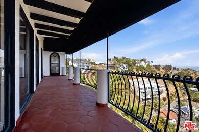 Perched atop the prestigious Hollywood Hills above Sunset Plaza - photo 46